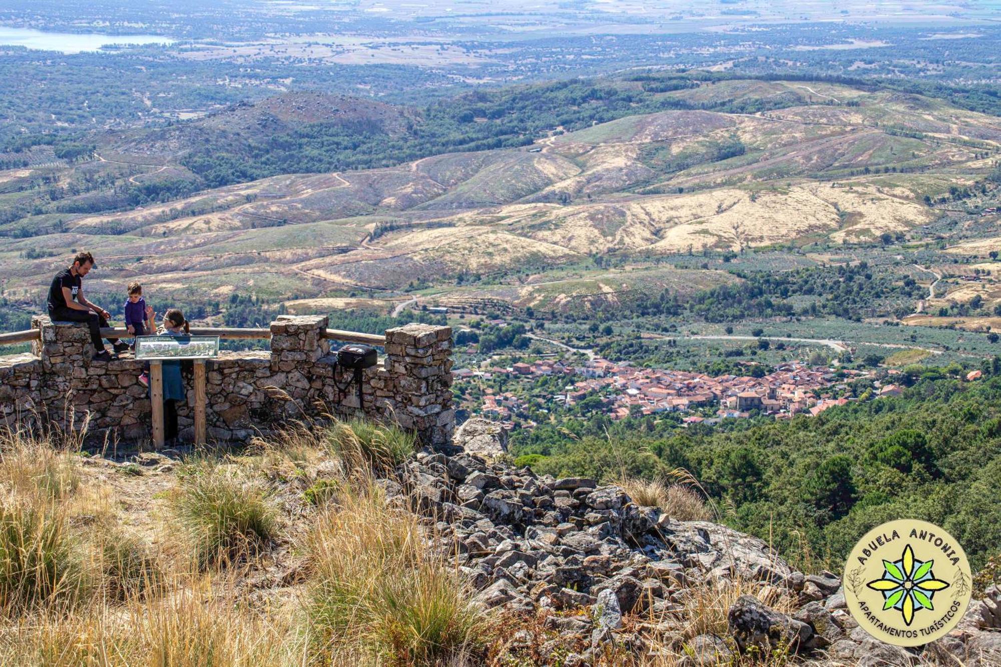 At La Abuela Antonia-El Gurugu Daire Torre de Don Miguel Dış mekan fotoğraf